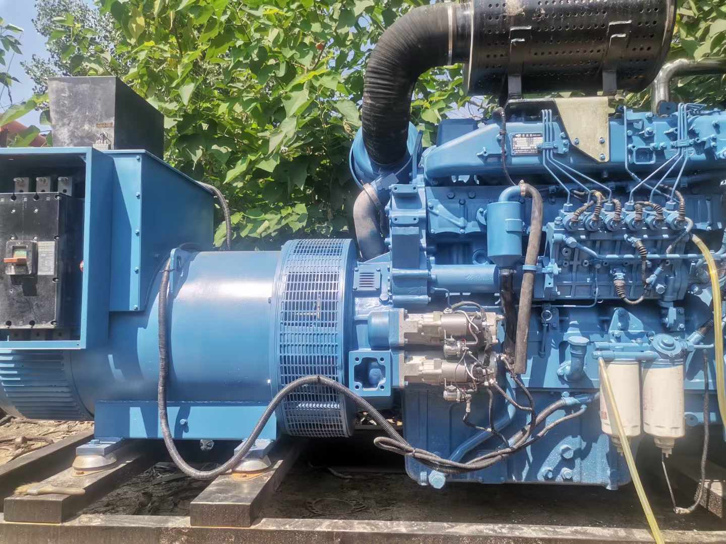 屯昌详细说明降低 800kW 柴油发电机输出电流波动的方法