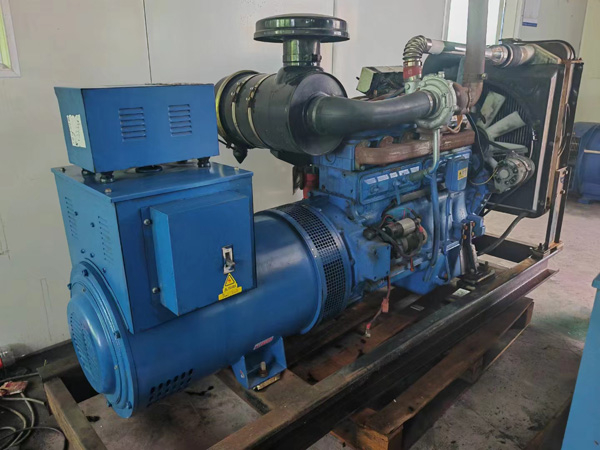 屯昌100kW柴油发电机组使用多级机油有哪些优缺点？